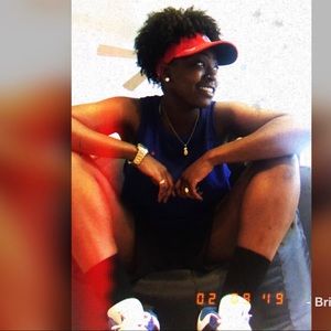 Meet your Posher, Brittney